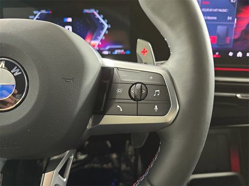 Used 2025 BMW X1 M35i w/ Premium Package image 21