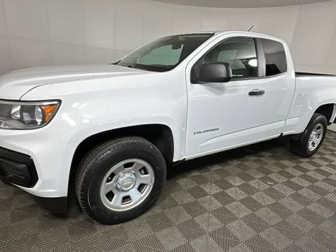 Used 2021 Chevrolet Colorado W/T w/ WT Convenience Package RWD image 7