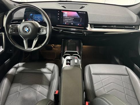 Used 2023 BMW X1 xDrive28i AWD/4WD image 9