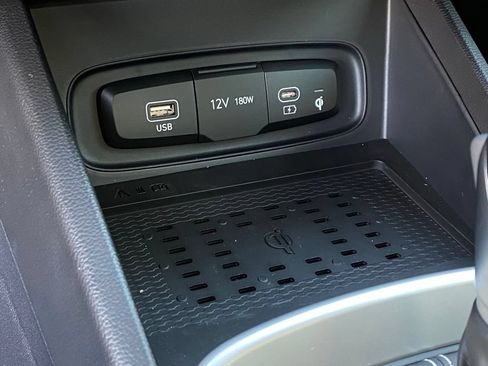 New 2026 Hyundai Venue SEL FWD image 19