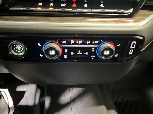 Certified 2022 Chevrolet Silverado 1500 RST image 20