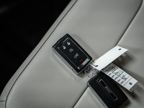 Used 2024 Jeep Grand Cherokee L Limited image 54