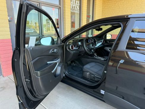 Used 2024 Chevrolet Trax RS image 15