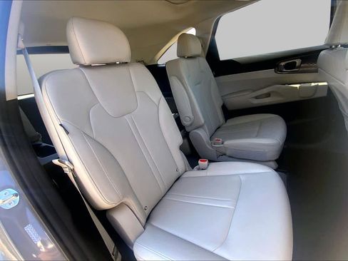 Used 2025 Kia Sorento EX w/ Panoramic Sunroof Package AWD/4WD image 20