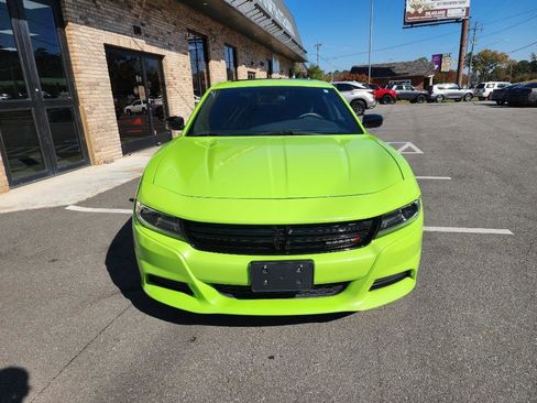 Used 2019 Dodge Charger SXT image 7