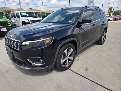 Used 2019 Jeep Cherokee Limited FWD image 7