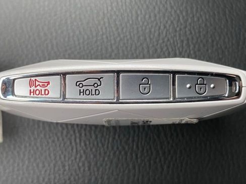 Used 2025 Genesis GV80 2.5T image 37