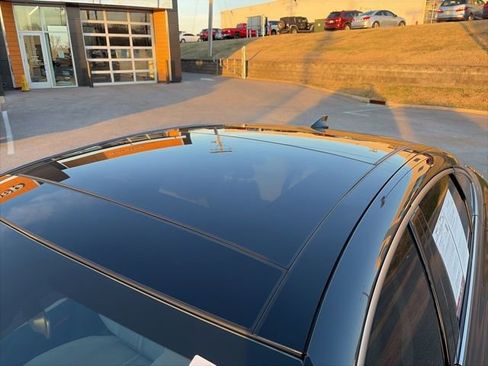 Used 2024 Hyundai Sonata SEL w/ Convenience Package image 11