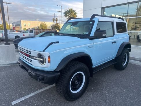 Used 2024 Ford Bronco Heritage Edition image 1