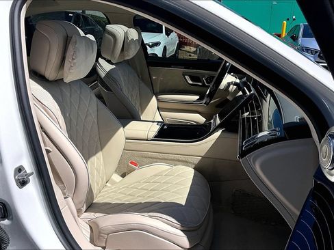 Certified 2024 Mercedes-Benz S 580 4MATIC Sedan image 7