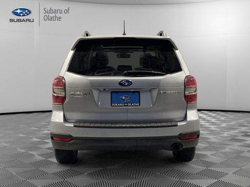 Used 2015 Subaru Forester 2.5i Limited image 10