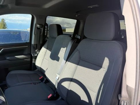 Used 2023 Chevrolet Silverado 1500 LT image 3