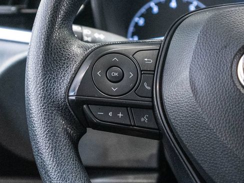 Used 2025 Toyota Corolla LE FWD image 18