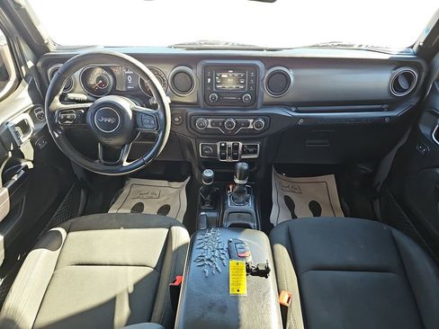 Used 2019 Jeep Wrangler Unlimited Sport S image 12