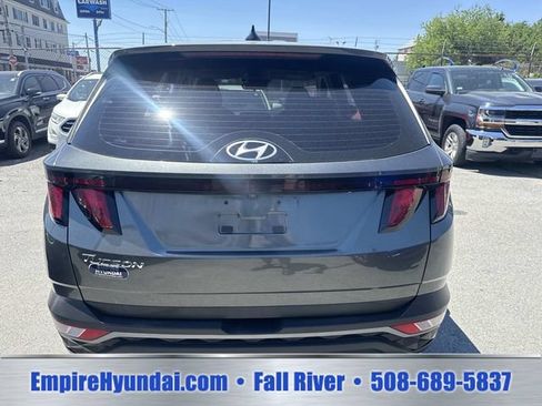 Used 2022 Hyundai Tucson SE FWD image 4