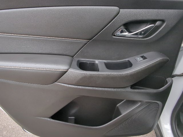 Used 2021 Chevrolet Traverse RS AWD/4WD image 29