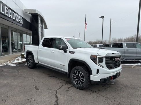 Used 2023 GMC Sierra 1500 AT4 w/ AT4 Premium Package image 7
