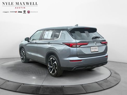 Used 2024 Mitsubishi Outlander FWD image 14