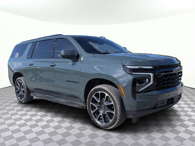 Used 2025 Chevrolet Suburban RST w/ Comfort Package RWD image 2