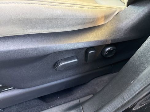 Certified 2023 Subaru Ascent Limited image 21