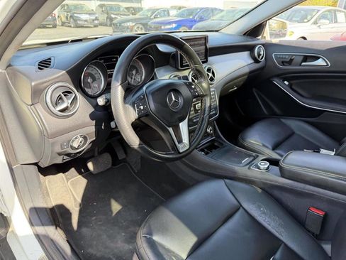 Used 2015 Mercedes-Benz GLA 250 image 11