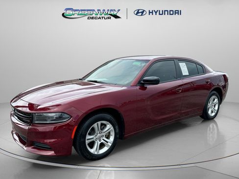 Used 2023 Dodge Charger SXT w/ Cold Weather Package RWD image 3