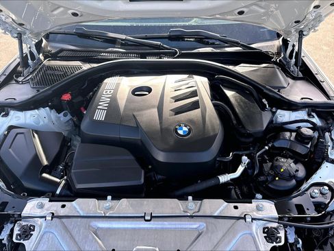 Used 2025 BMW 330i xDrive Sedan w/ M Sport Package AWD/4WD image 32