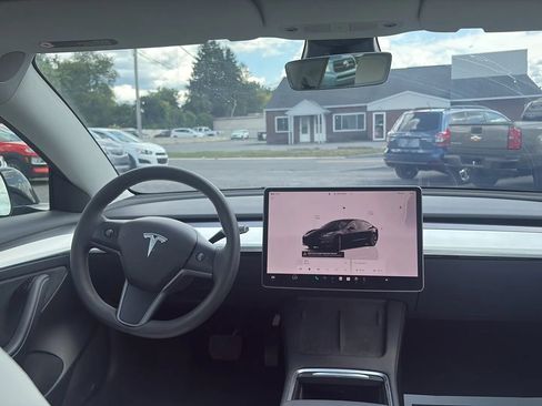 Used 2023 Tesla Model 3 Standard Range RWD image 11