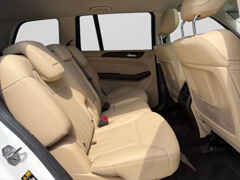 Used 2019 Mercedes-Benz GLS 450 4MATIC image 32