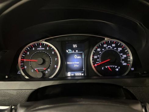 Used 2017 Toyota Camry SE image 29