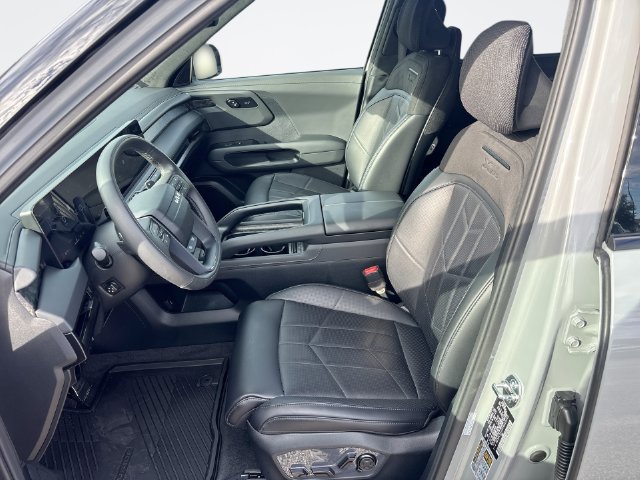 Used 2027 Kia Telluride SX Prestige X-Pro AWD/4WD image 11