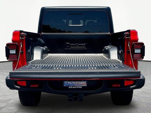 Used 2026 Jeep Gladiator Rubicon AWD/4WD image 9
