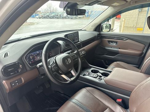 Used 2024 Honda Pilot Elite image 10