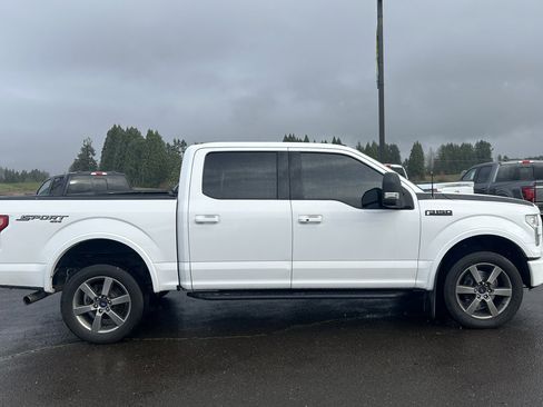 Used 2016 Ford F150 Lariat w/ Equipment Group 502A Luxury image 5