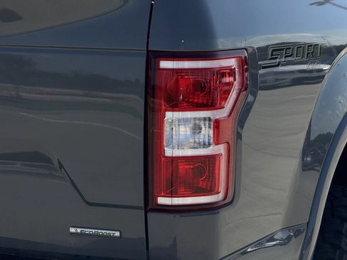 Used 2019 Ford F150 XLT w/ Equipment Group 302A Luxury AWD/4WD image 11