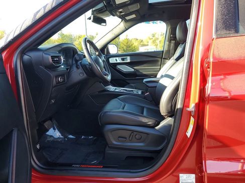 Certified 2023 Ford Explorer ST w/ Equipment Group 401A image 8