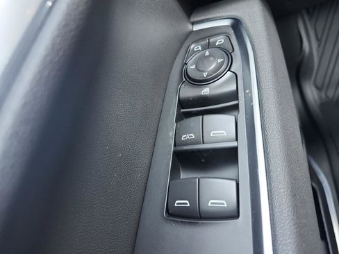 New 2026 GMC Sierra 1500 Elevation image 16