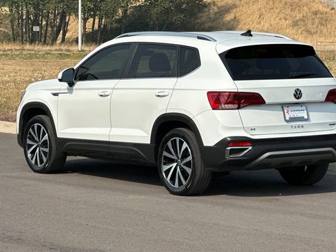 Used 2022 Volkswagen Taos SE AWD/4WD image 5