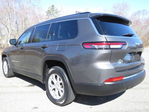 Used 2022 Jeep Grand Cherokee L Limited image 7