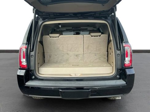 Used 2018 GMC Yukon SLT w/ Premium Edition image 24