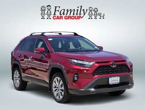 Used 2024 Toyota RAV4 XLE Premium FWD image 2