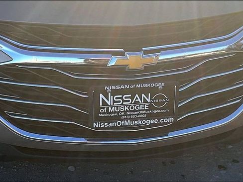 Used 2023 Chevrolet Malibu LT image 30