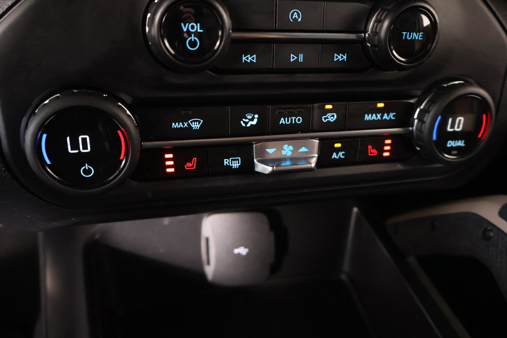 Used 2024 Ford Bronco Outer Banks AWD/4WD image 8