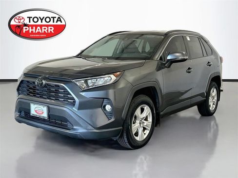 Used 2020 Toyota RAV4 XLE FWD image 1