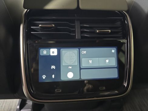 Used 2023 Rivian R1S Adventure AWD/4WD image 30