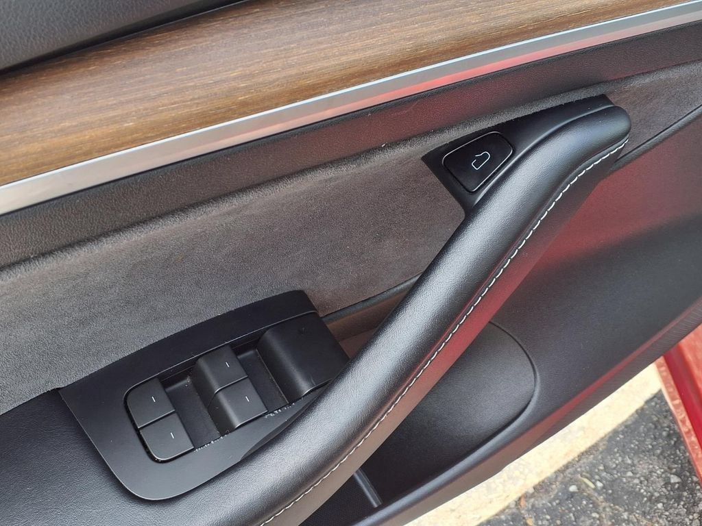 Used 2023 Tesla Model 3 Standard Range RWD image 15