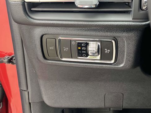 New 2026 Lincoln Corsair Premiere image 30