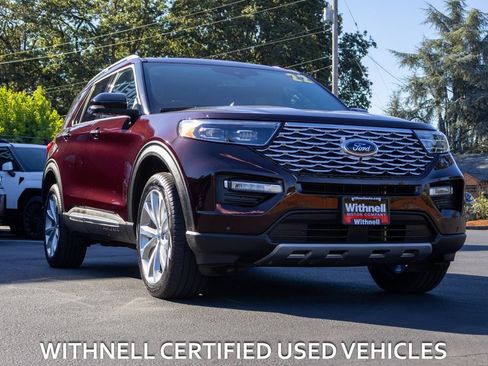 Used 2022 Ford Explorer Platinum w/ Equipment Group 601A AWD/4WD image 2