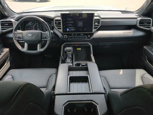 Used 2025 Toyota Tundra SR5 w/ SR5 Premium Package AWD/4WD image 26