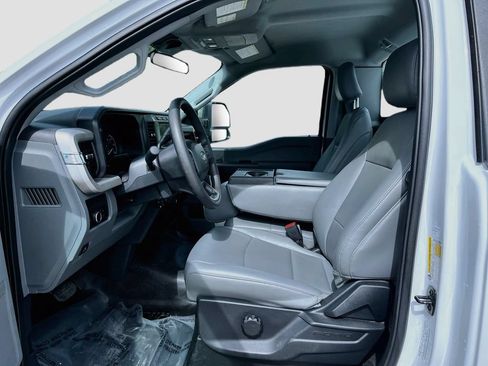 Used 2024 Ford F250 XL AWD/4WD image 19